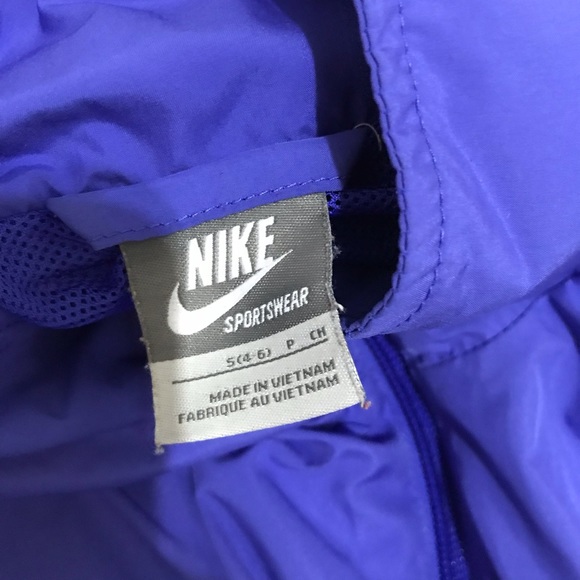 Nike jacket - Picture 3 of 3